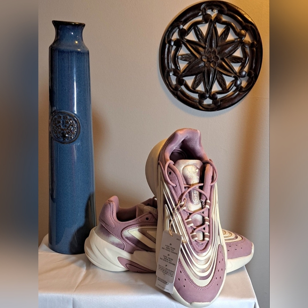 WOMEN'S  ADIDAS  OZELIA
